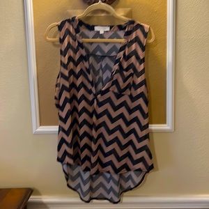 Brown/Black Chevron - super lightweight, sheer, V-neck top Size L